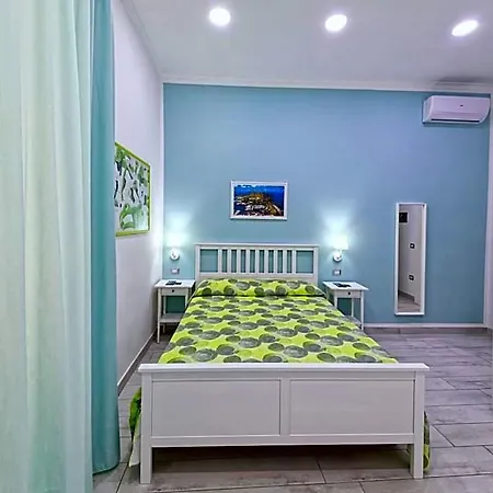 Alojamento de Acomodação e Pequeno-almoço Rest A 4*